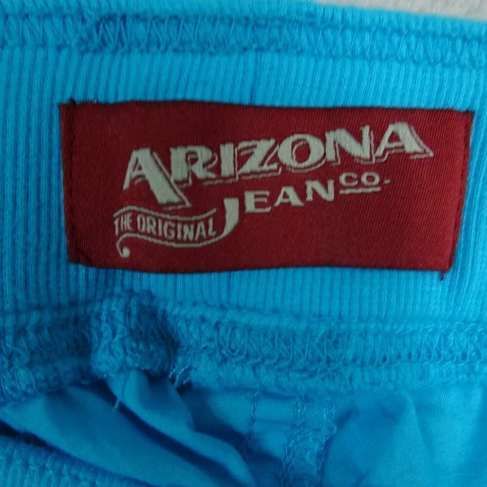 Arizona Jeans Shortie Blue Shorts Size 16